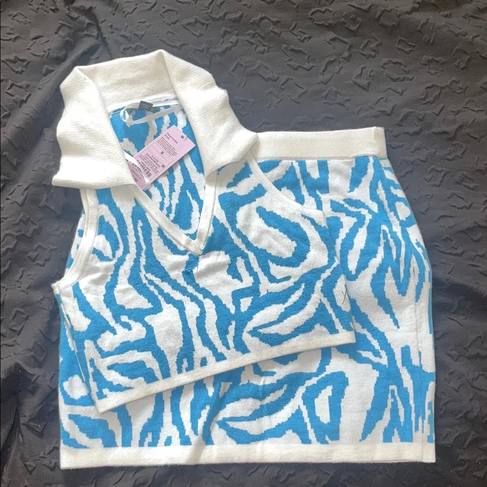 Matching Set - Picture 3 of 6